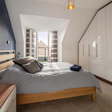 Modern Townhouse - Sleeps Up To 6 Apartment Maidenhead Luaran gambar