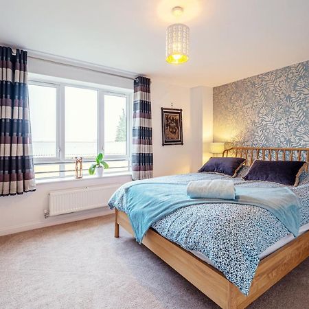 Modern Townhouse - Sleeps Up To 6 Apartment Maidenhead Luaran gambar